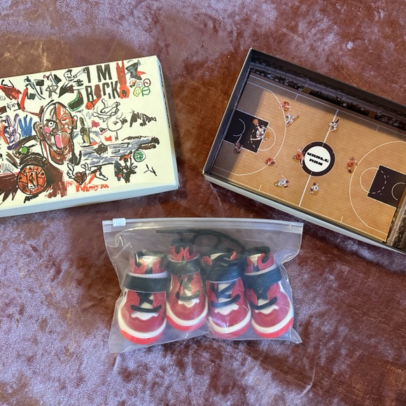 Doggie J’s - Picture 2 of 3